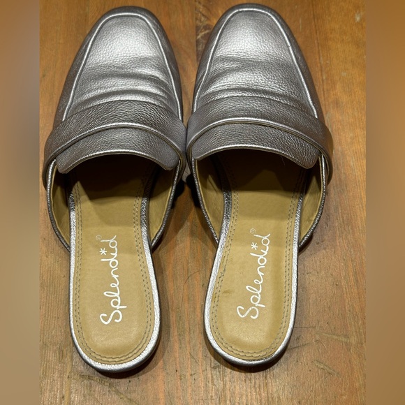 EUC Splendid Silver Leather Open Back Flat Mule Size 9 - Picture 3 of 6